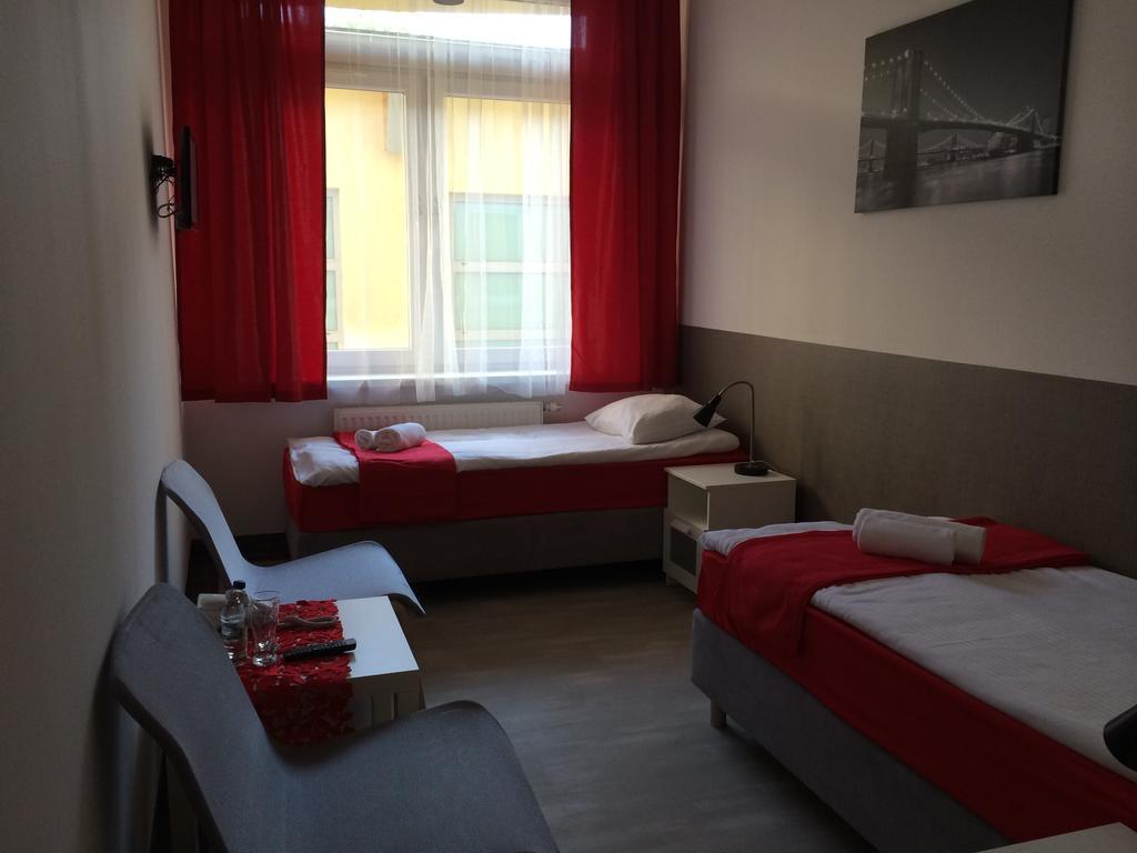 Hotel 凯尔采 客房 照片