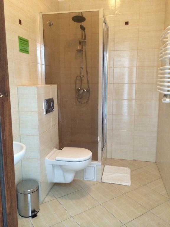 Hotel 凯尔采 客房 照片